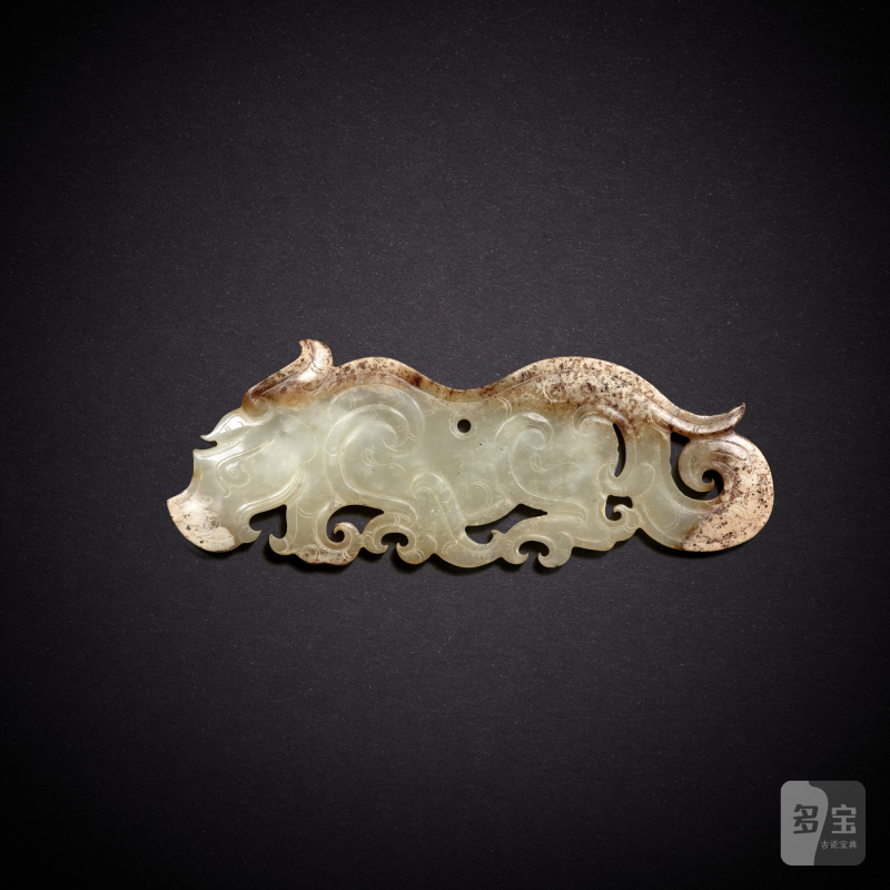 A white jade 'tiger' pendant, Han dynasty | 漢 白玉虎紋珮 - 图2